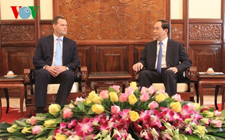 President receives outgoing Czech Republic Ambassador - ảnh 1